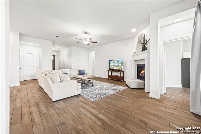 Listing photo id 7 for 2238 Hoja  