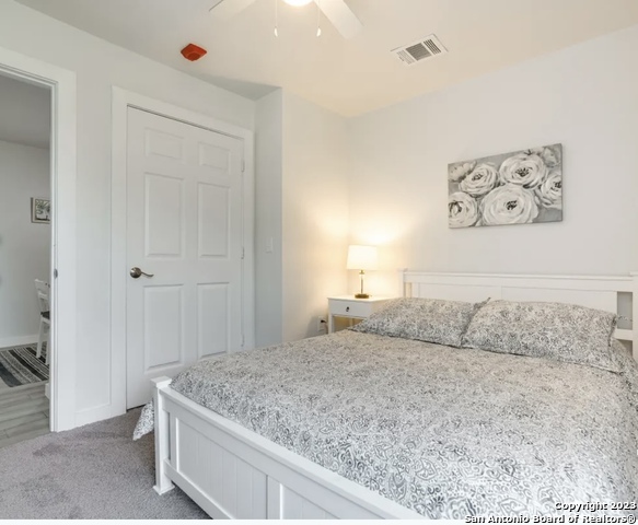 Listing photo id 9 for 6423 Melissa Ann  2104