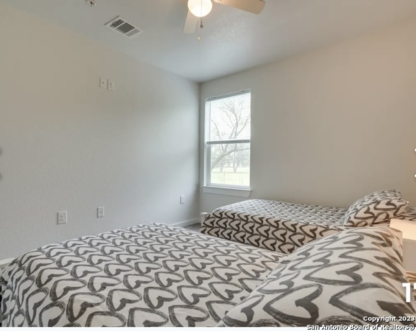 Listing photo id 14 for 6423 Melissa Ann  2104