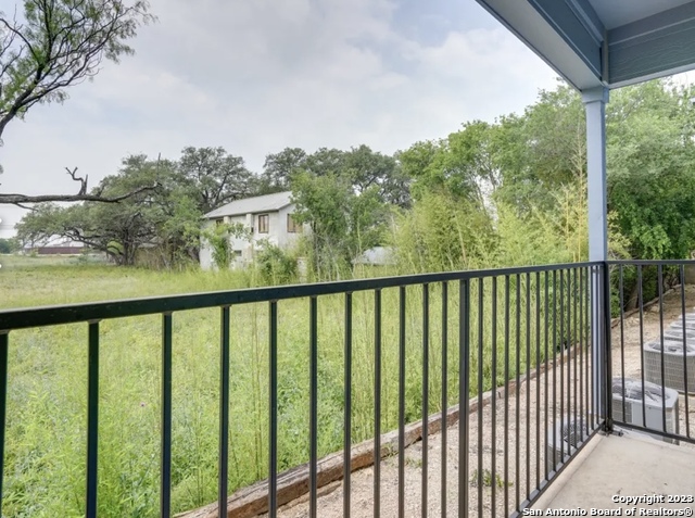 Listing photo id 17 for 6423 Melissa Ann  2104