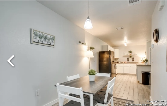 Listing photo id 5 for 6423 Melissa Ann  2104