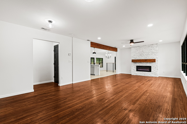 Image 5 of 31 For 728 Rittiman Rd