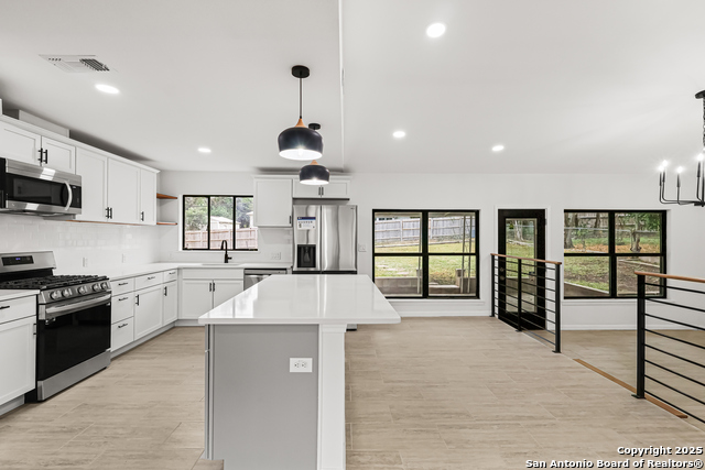 Image 8 of 31 For 728 Rittiman Rd