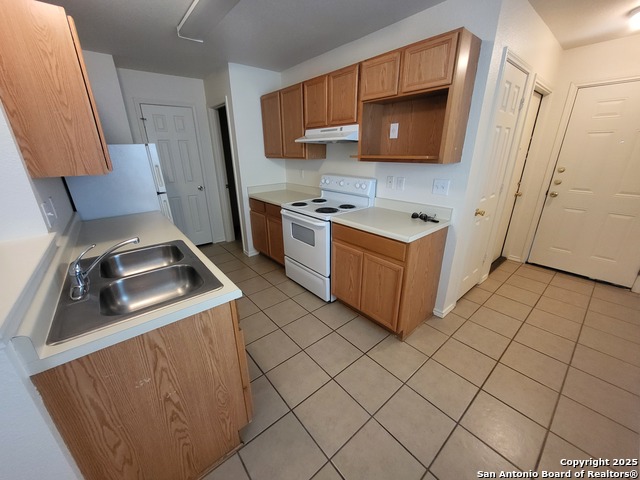 Image 4 of 11 For 9018 Maverick Draw