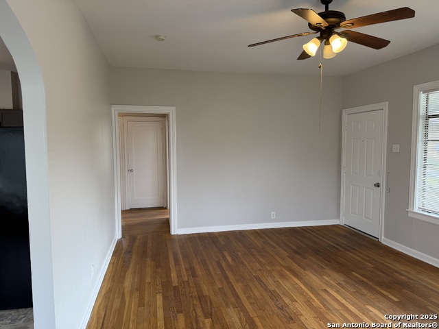 Image 3 of 10 For 319 Harding Pl  1