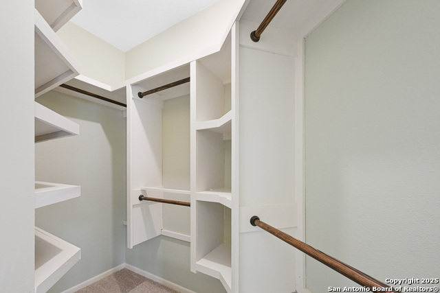 Listing photo id 22 for 1002 Gonzales E