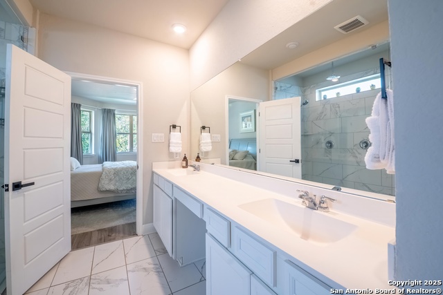 Image 25 of 57 For 2311 Castello