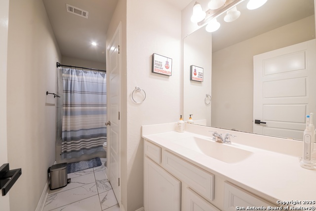 Image 35 of 57 For 2311 Castello