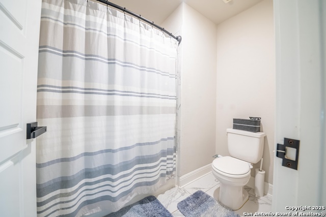 Image 36 of 57 For 2311 Castello