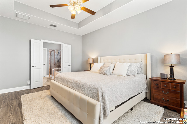 Image 12 of 22 For 2221 Sungate