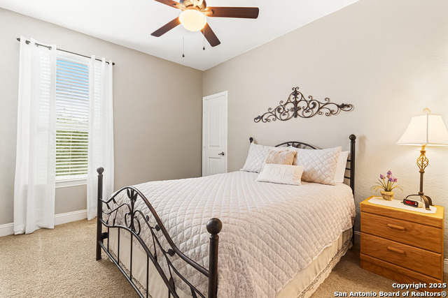 Image 16 of 22 For 2221 Sungate