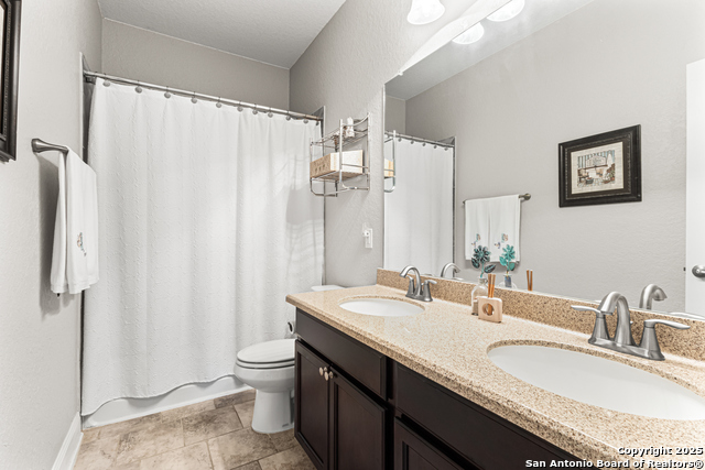 Image 17 of 22 For 2221 Sungate