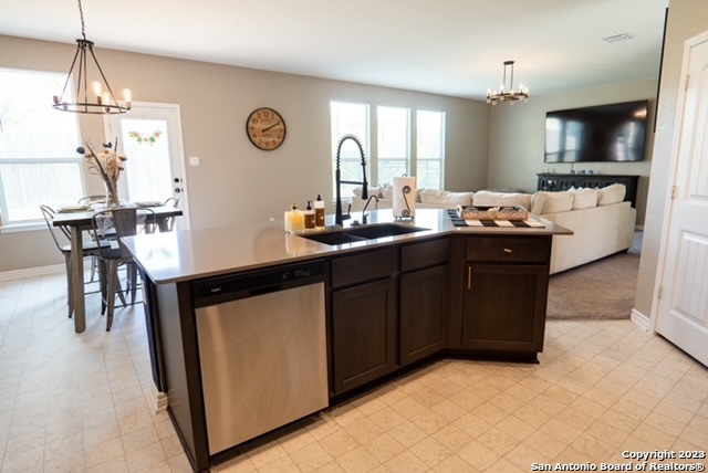 Image 5 of 8 For 11205 Amberina