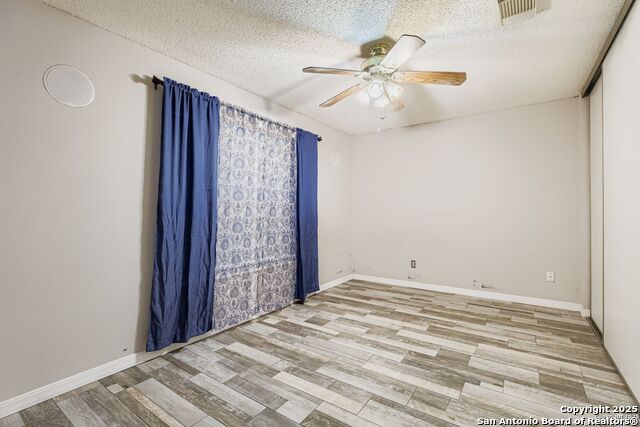 Image 16 of 24 For 8614 Cross Spring