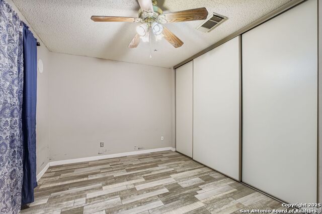 Image 17 of 24 For 8614 Cross Spring