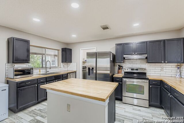 Image 8 of 24 For 8614 Cross Spring