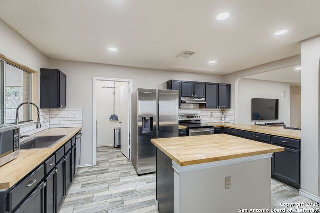 Image 9 of 24 For 8614 Cross Spring