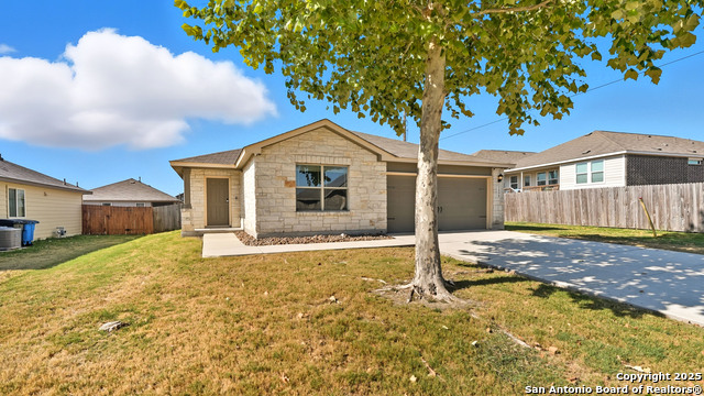 Image 2 of 35 For 2490 Lonesome Creek