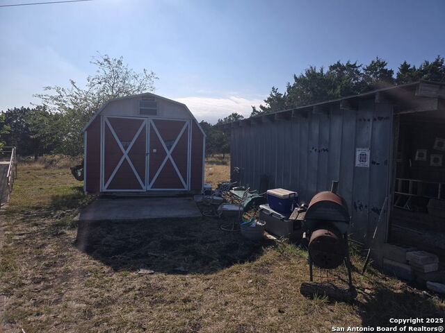 Image 3 of 13 For 325 Gabe Rd.