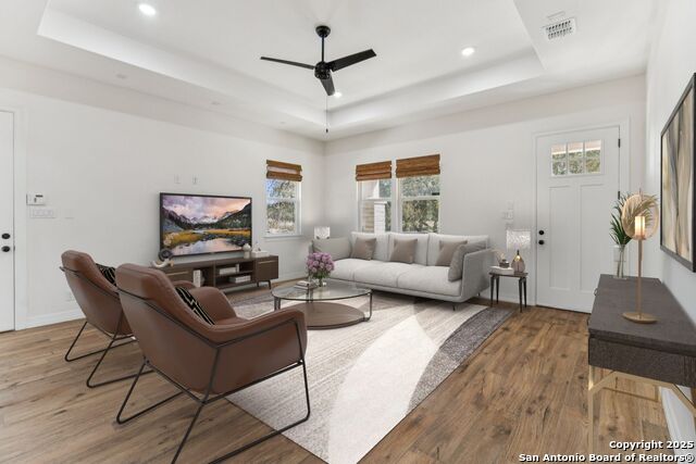 Image 10 of 46 For 5571 Eichman