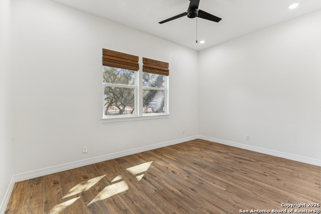 Image 27 of 46 For 5571 Eichman