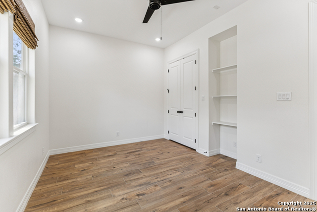 Image 28 of 46 For 5571 Eichman