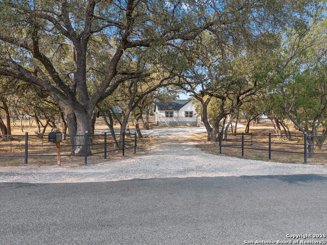 Image 39 of 46 For 5571 Eichman