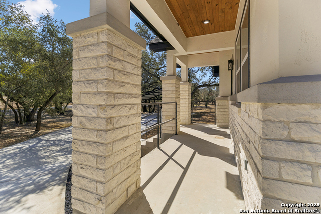 Image 5 of 46 For 5571 Eichman