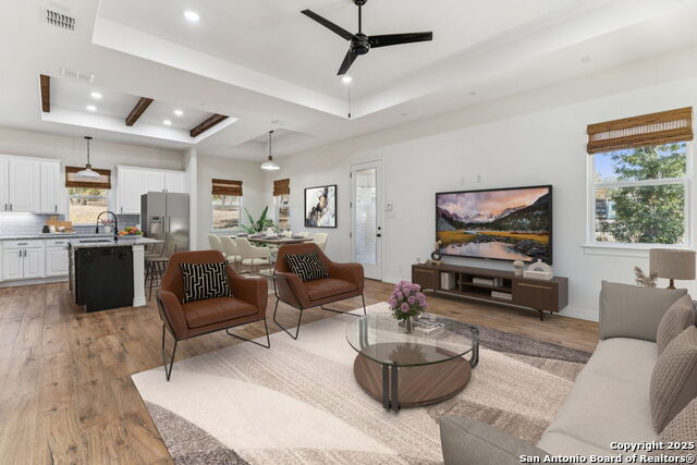 Image 6 of 46 For 5571 Eichman