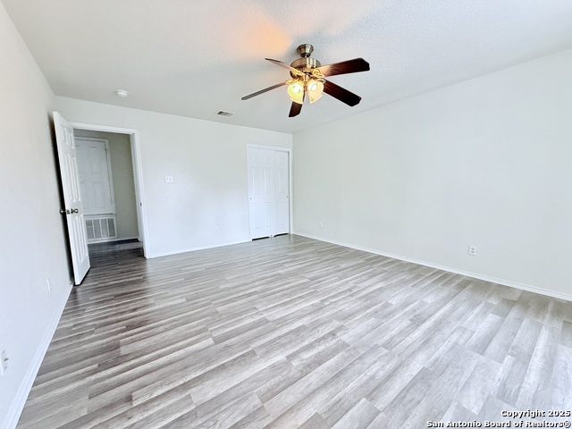 Image 34 of 38 For 6733 Riverwood