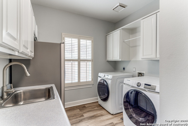 Listing photo id 14 for 19111 Nature Oaks