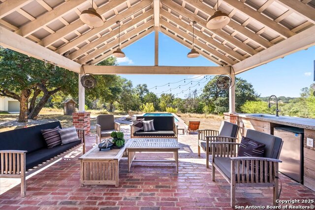 Image 35 of 79 For 205 Longwood Dr.