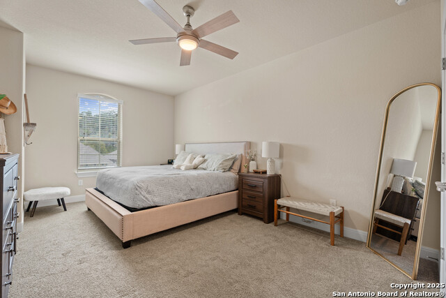 Image 19 of 43 For 17419 Hillsedge