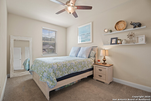 Image 21 of 43 For 17419 Hillsedge