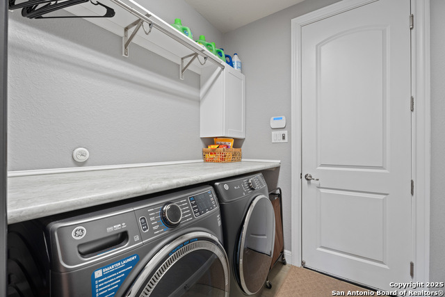 Image 26 of 43 For 17419 Hillsedge