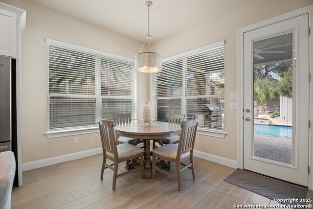 Image 9 of 43 For 17419 Hillsedge