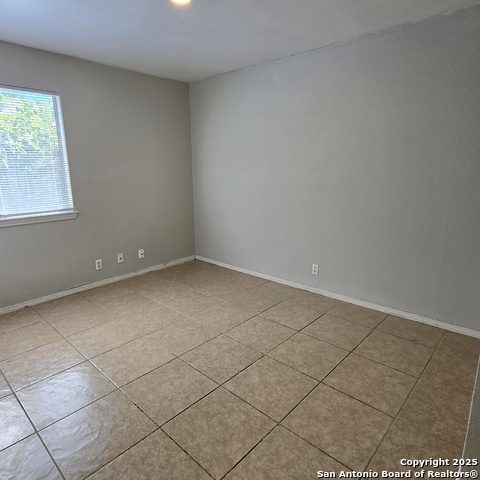 Image 14 of 15 For 5209 Meadow Field  2