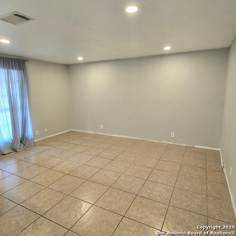 Image 4 of 15 For 5209 Meadow Field  2