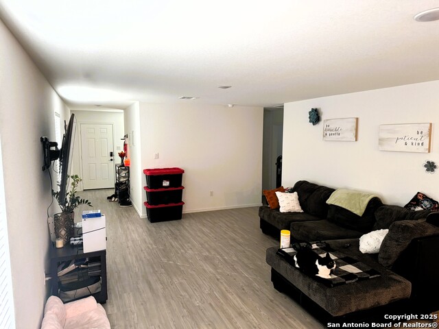 Image 5 of 13 For 100 Maverick