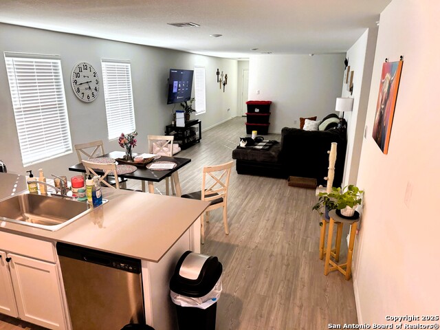 Image 6 of 13 For 100 Maverick