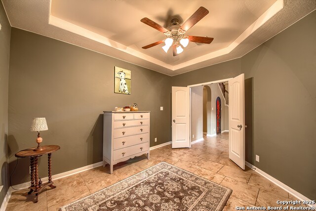 Image 11 of 63 For 16202 Ondara