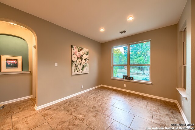 Image 23 of 63 For 16202 Ondara