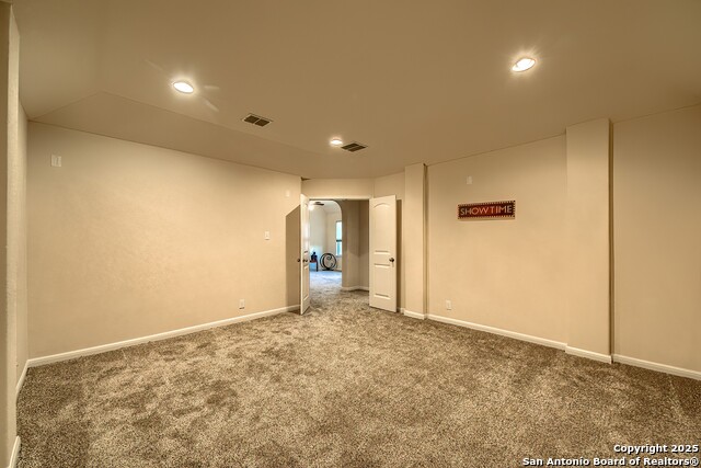 Image 33 of 63 For 16202 Ondara