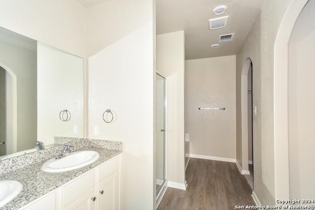 Listing photo id 6 for 3107 Begonia