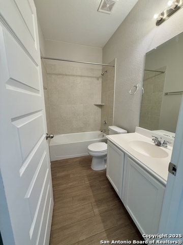 Image 12 of 19 For 13214 Lattigo Bend