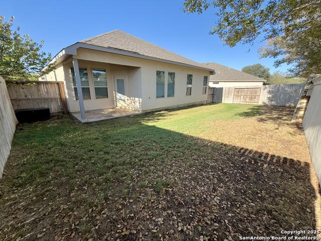 Image 17 of 19 For 13214 Lattigo Bend