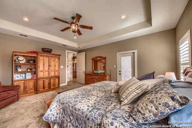 Image 15 of 31 For 144 Woodlands Dr