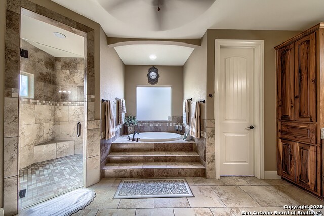 Image 16 of 31 For 144 Woodlands Dr