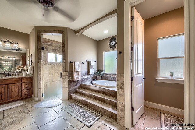 Image 18 of 31 For 144 Woodlands Dr