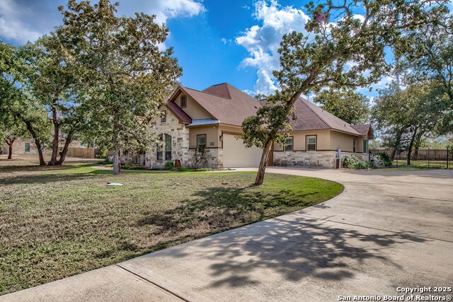 Image 2 of 31 For 144 Woodlands Dr